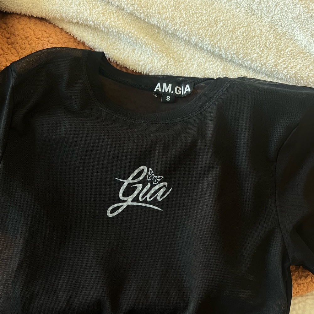 Mesh I am gia top